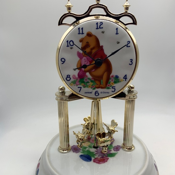Disney Winnie the Pooh and Friends Piglet Porcelain Glass Dome Clock Working! - Picture 10 of 12